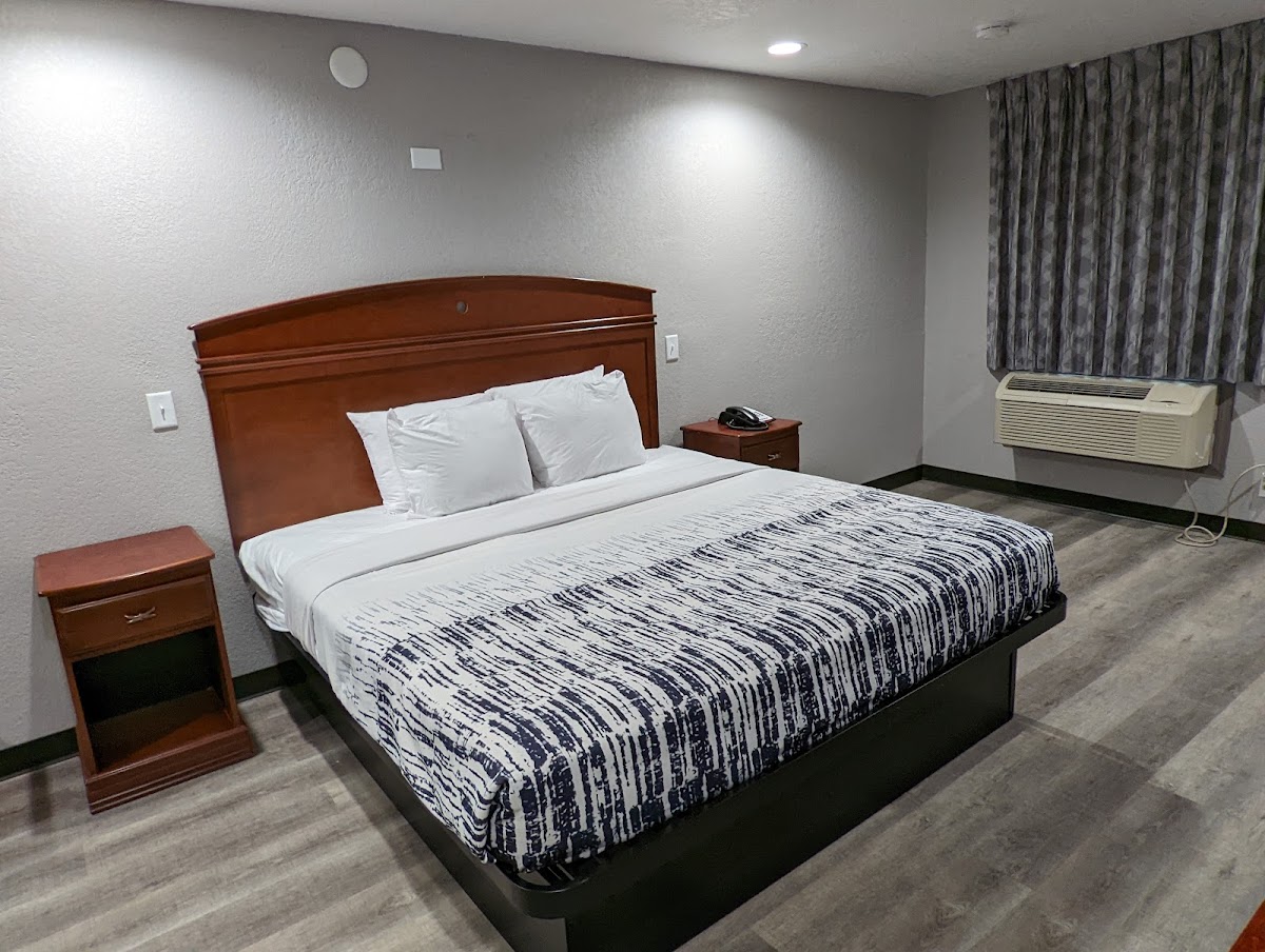 OKC HOTEL photo 3