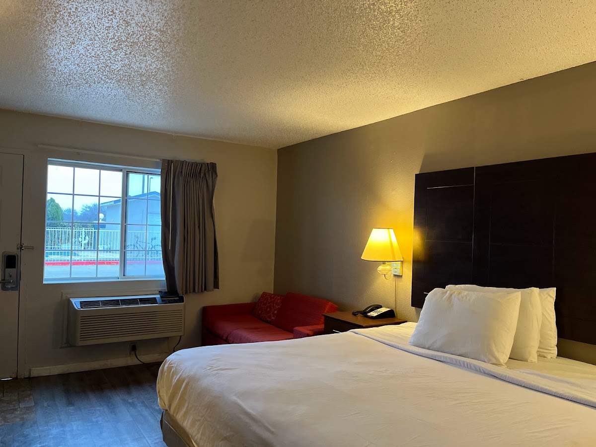 Motel 6 Tulsa Airport photo 3