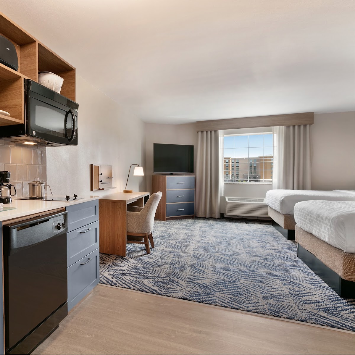 Candlewood Suites Portland-Airport by IHG photo 2
