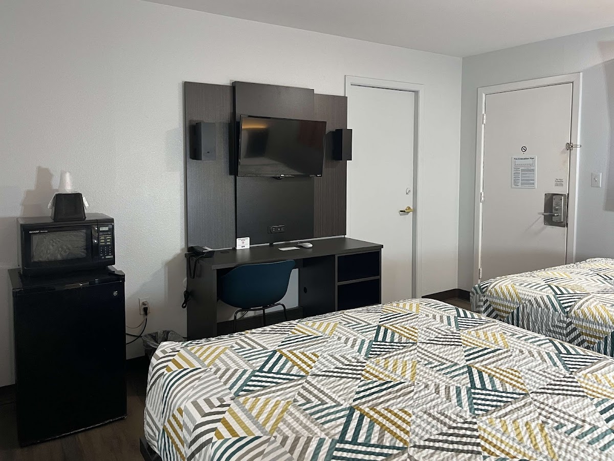Motel 6 Artesia, NM photo 2