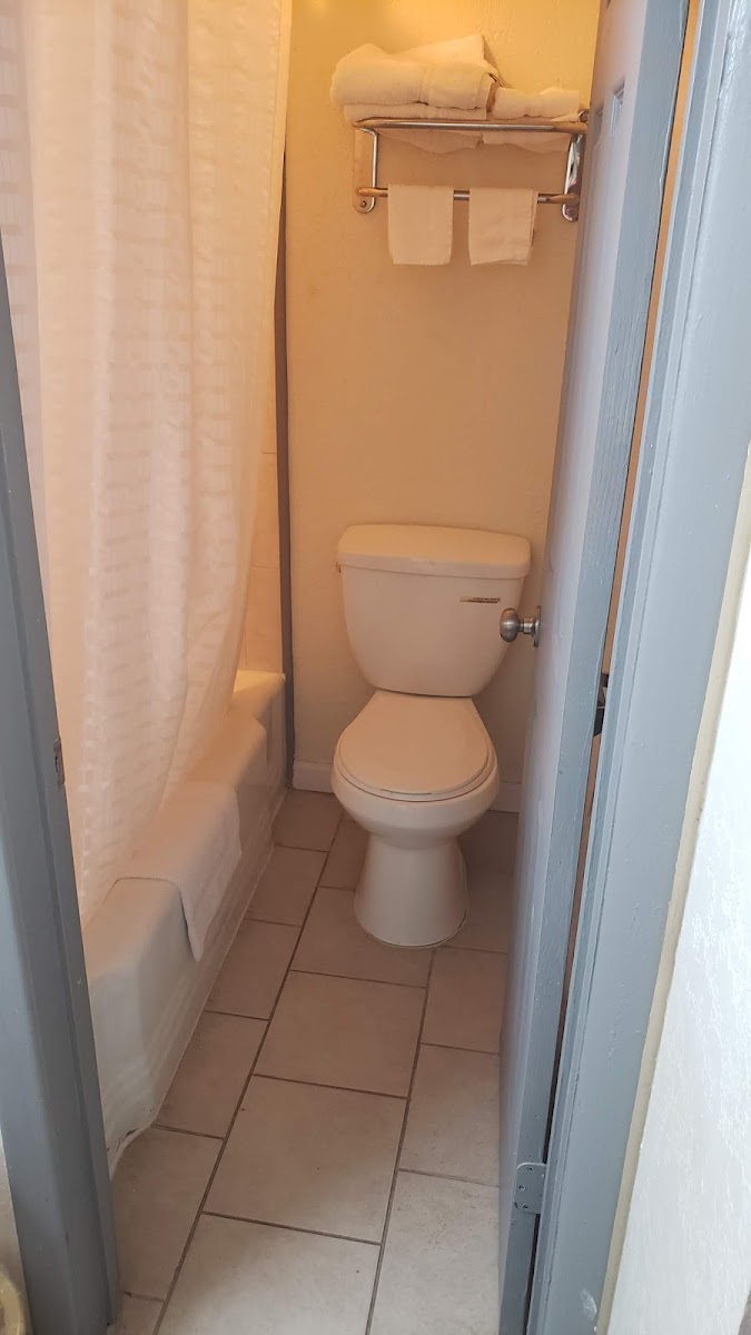 Budget Inn Perryton photo 3