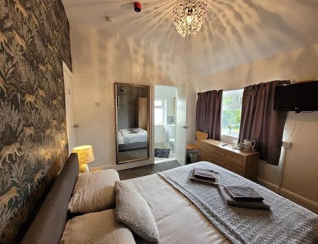 Room@87