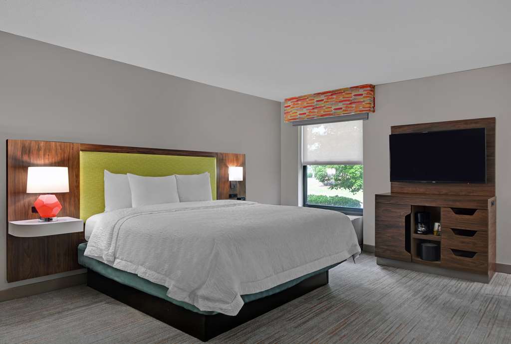 Hampton Inn Charlotte/Monroe photo 2