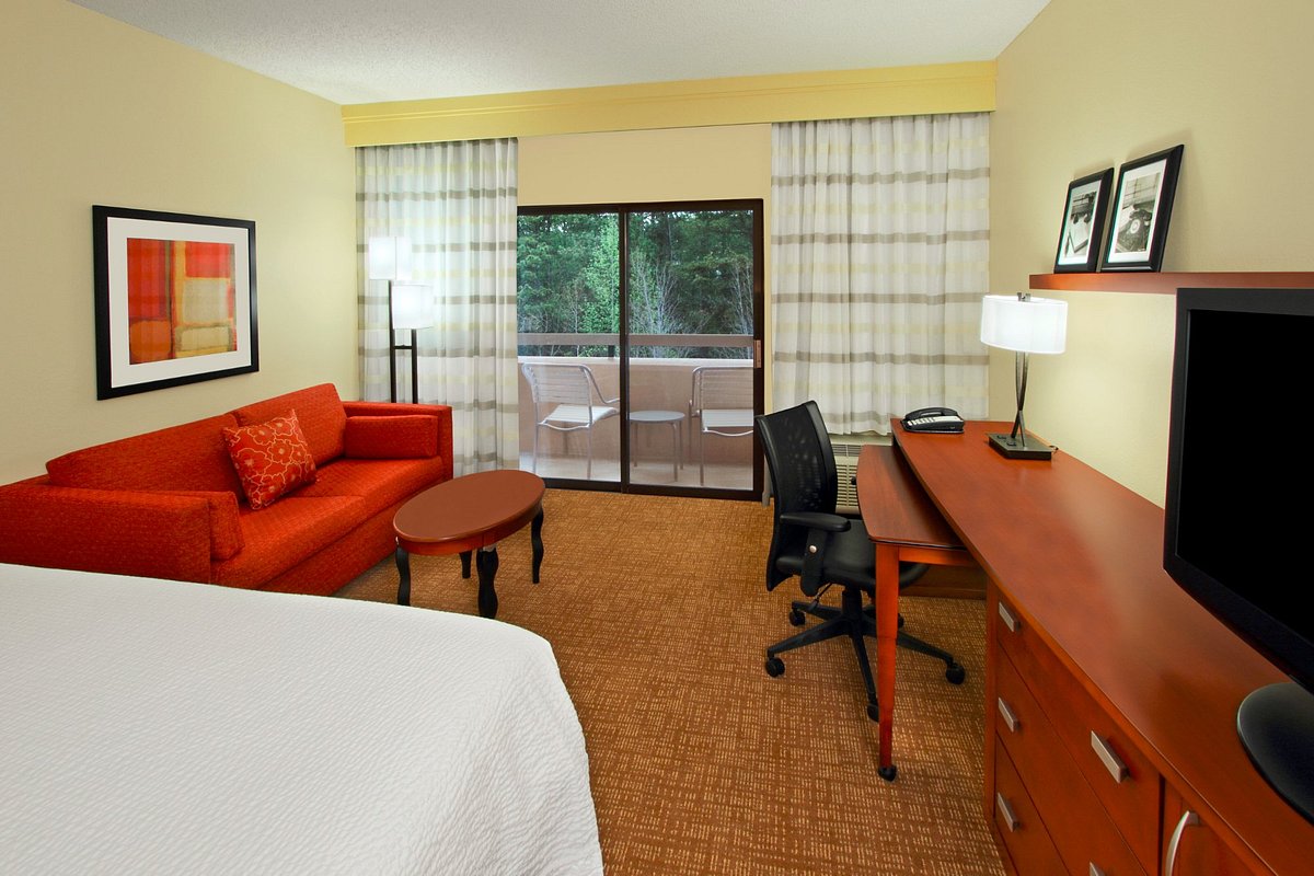 Courtyard by Marriott Atlanta Perimeter Center photo 2