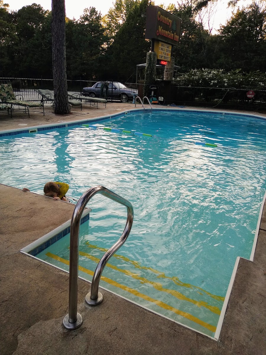 Country Mountain Inn photo 3