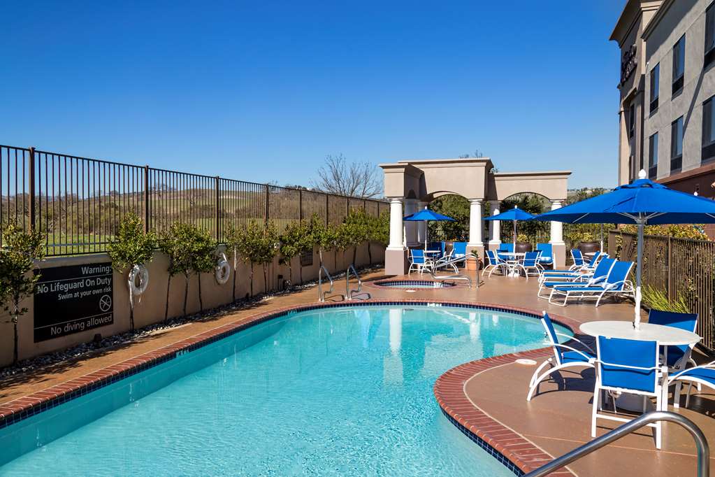 Hampton Inn & Suites Paso Robles photo 3