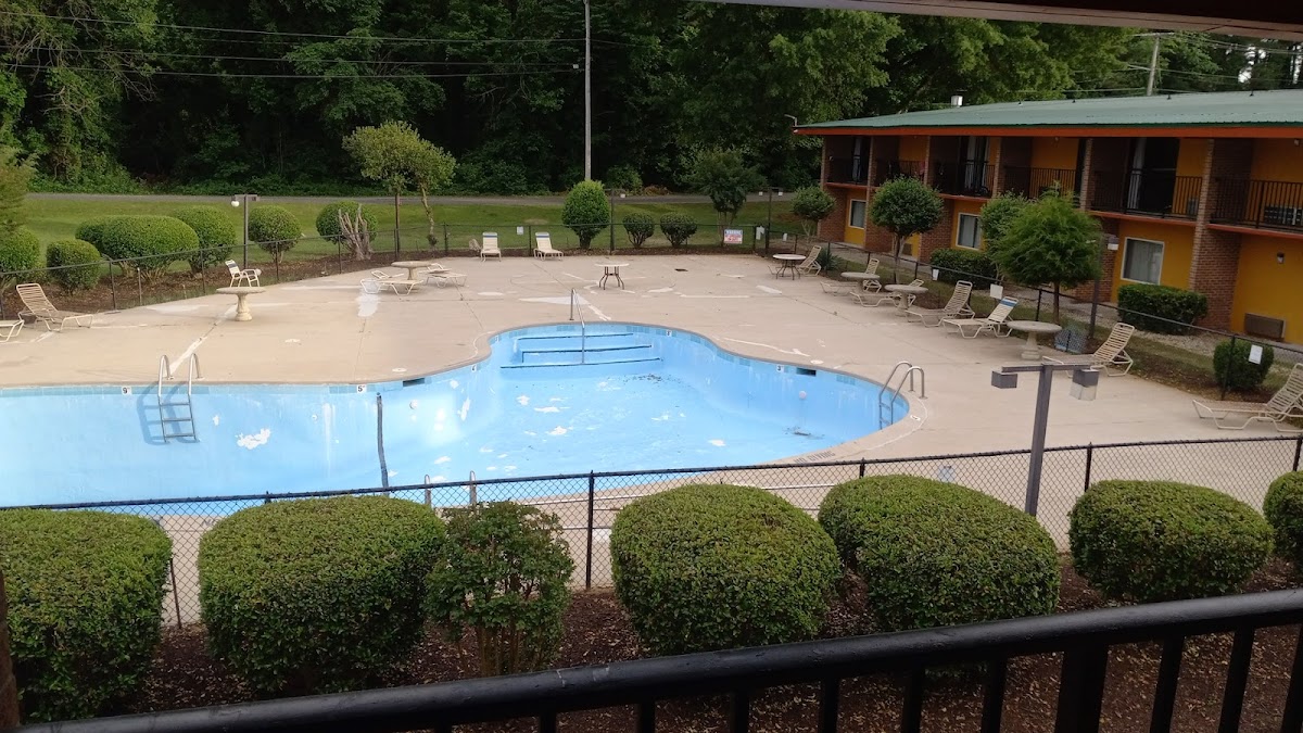 Econo Lodge High Point - Archdale photo 3