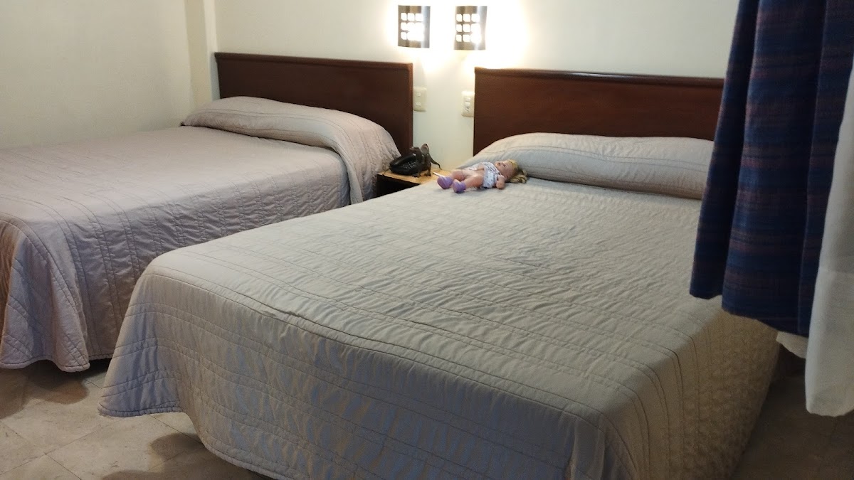 Hotel Pluviosilla photo 2