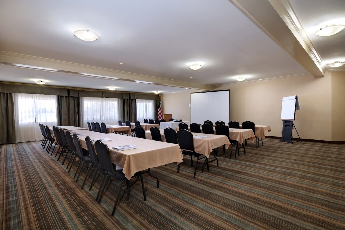 Holiday Inn Express Port Hueneme by IHG photo 2