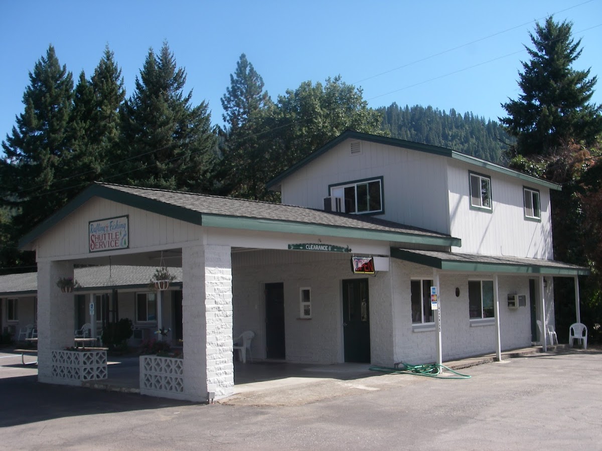 Forest Lodge Motel LLC