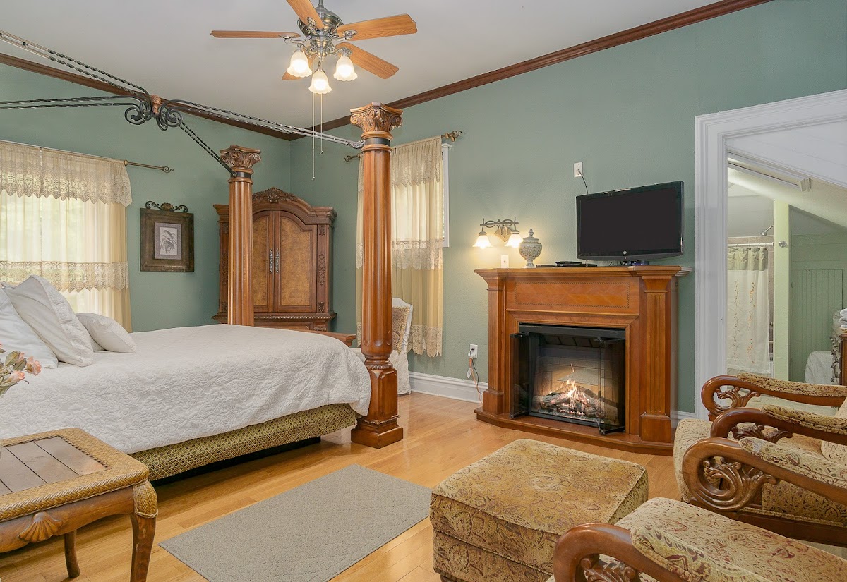 Newaygo Bed & Breakfast Newaygo MI photo 2