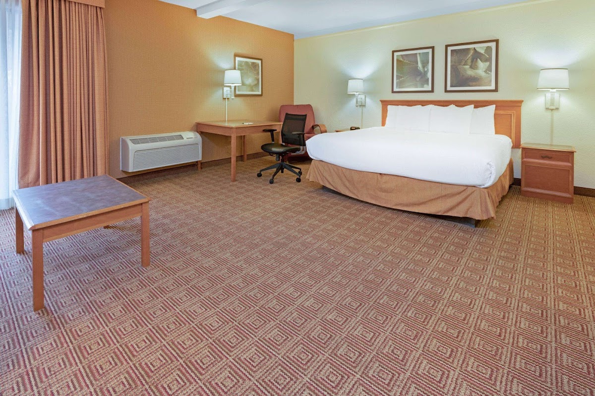 La Quinta Inn & Suites by Wyndham Salt Lake City - Layton photo 2