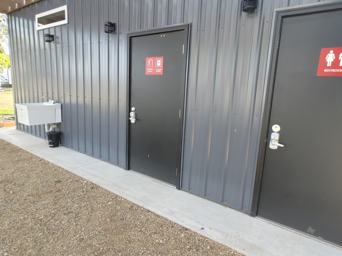 Studio 13 Motel & RV Park photo 3