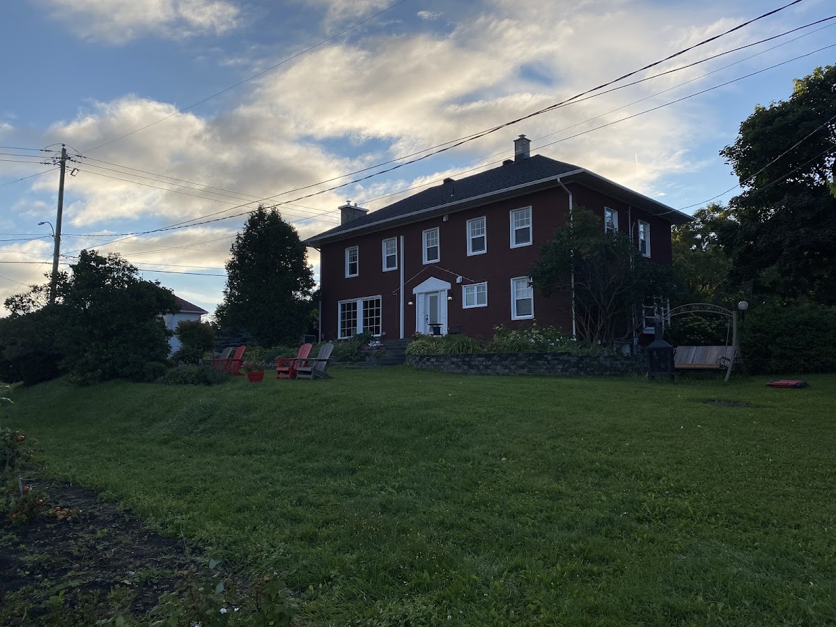 La Maison Rouge - Bed & Breakfast - La Pocatière