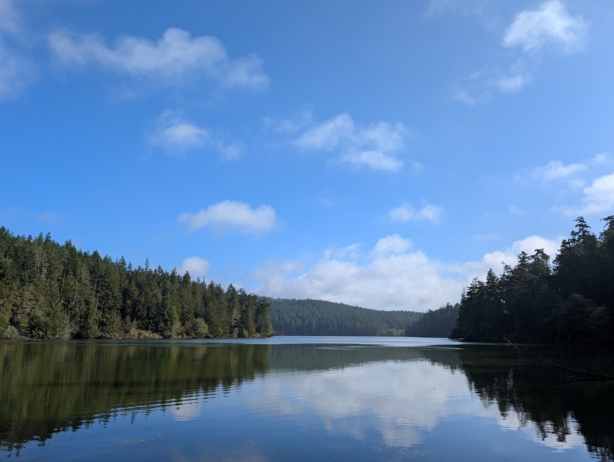 Lake Campbell Lodging photo 2