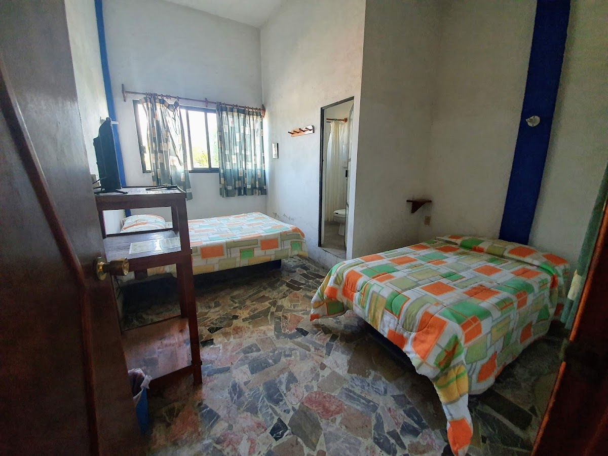 Hotel Sarita photo 2