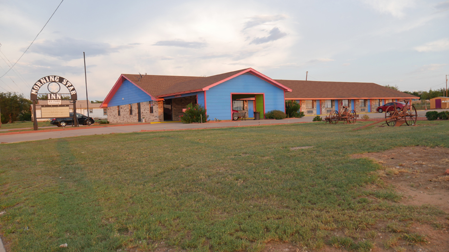 Morning Star Inn & RV Park