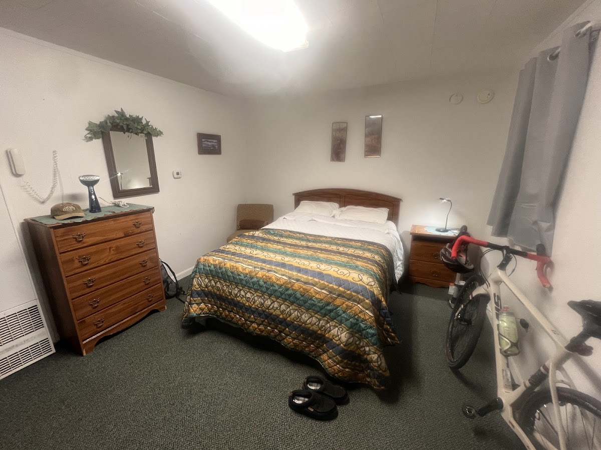Royals Inn Motel photo 2