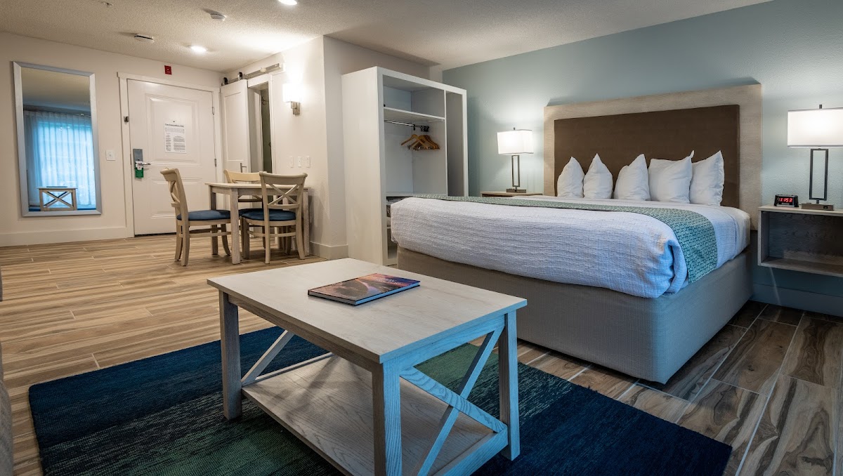 Palmera Inn & Suites photo 2