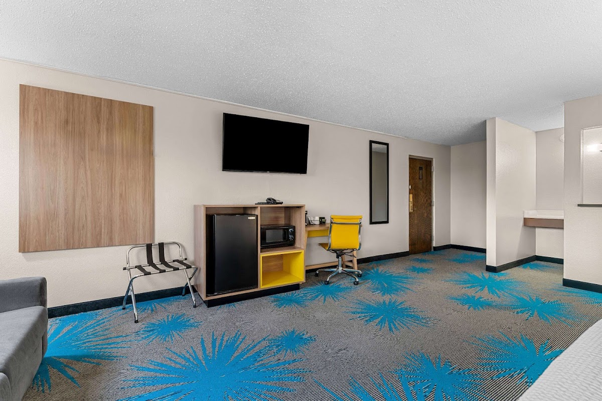 Days Inn by Wyndham Sioux Falls Empire photo 3