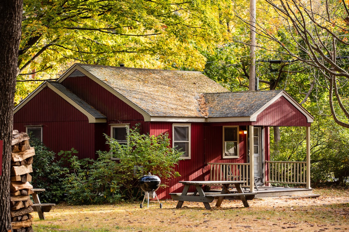 Phoenicia Lodge