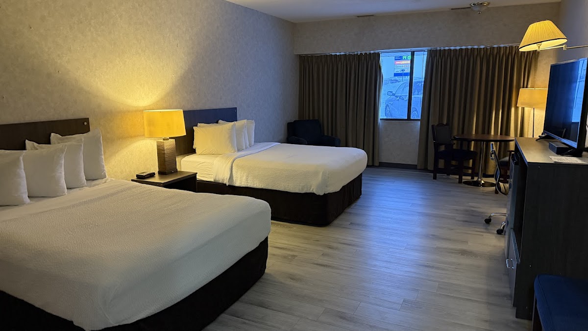Ramada Nisku photo 2