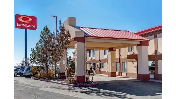 Econo Lodge Pueblo North