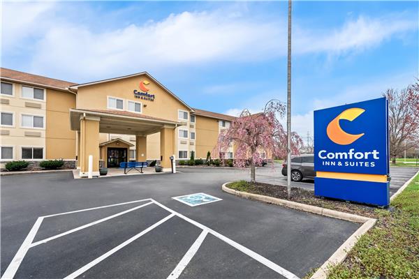 Comfort Inn & Suites Fairborn near Wright Patterson AFB