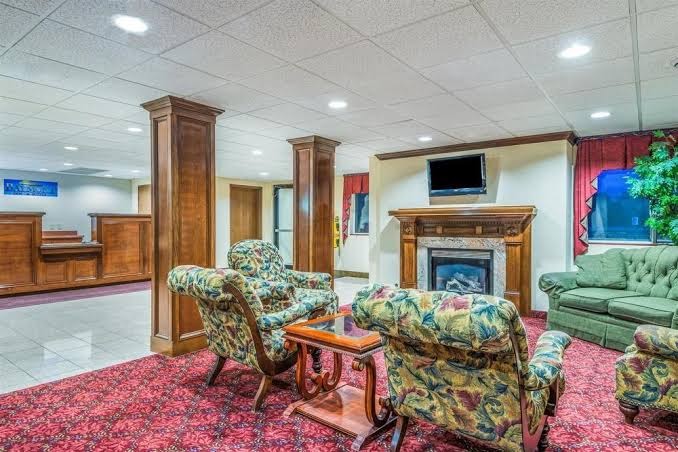 Comfort Inn & Suites Fairborn near Wright Patterson AFB photo 3
