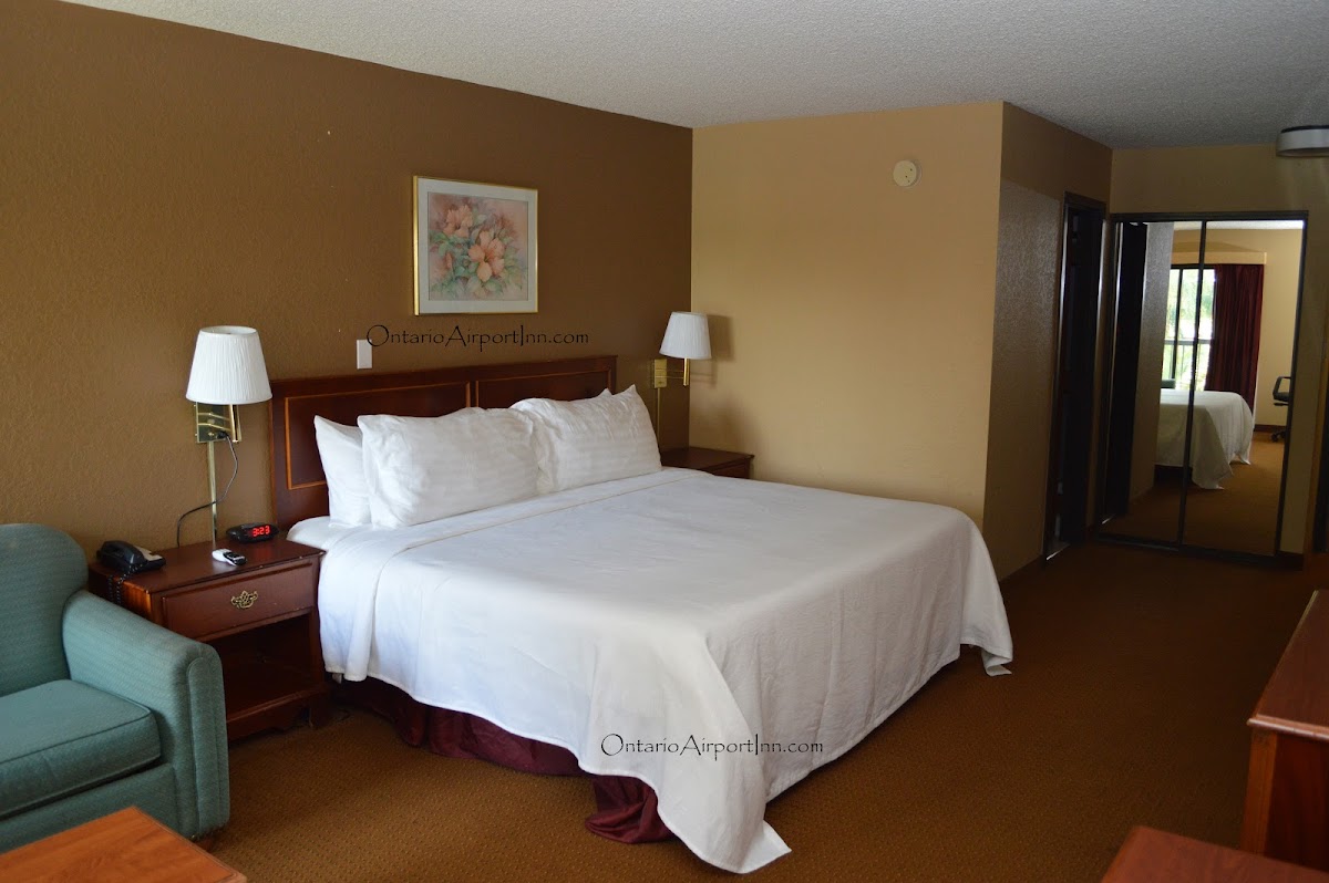 Ontario Airport Inn photo 2