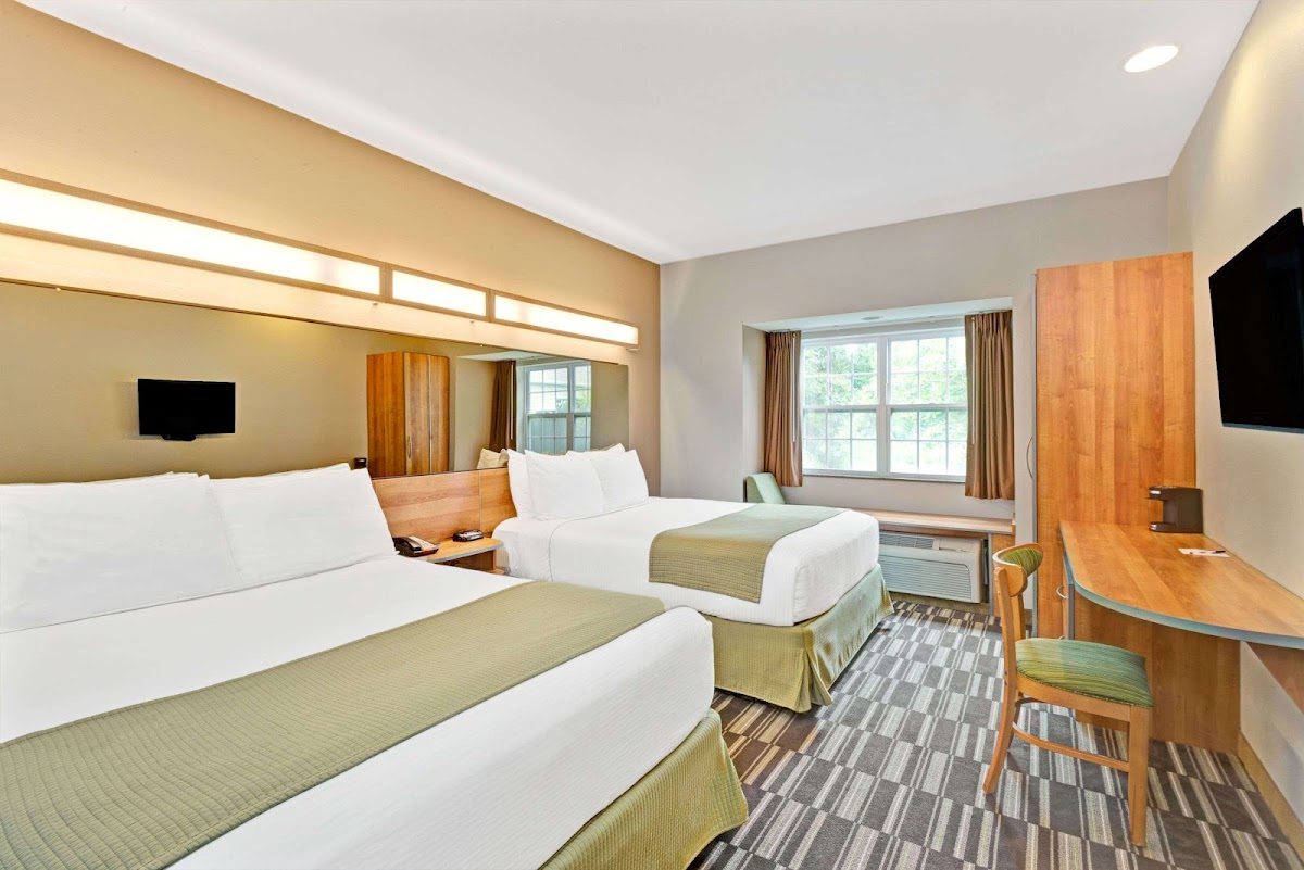 Microtel Inn & Suites by Wyndham York photo 2