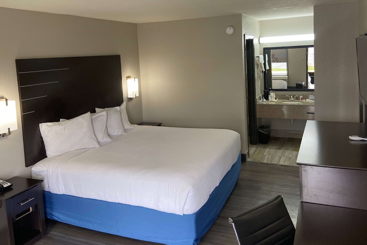 Days Inn by Wyndham Moss Point Pascagoula photo 2
