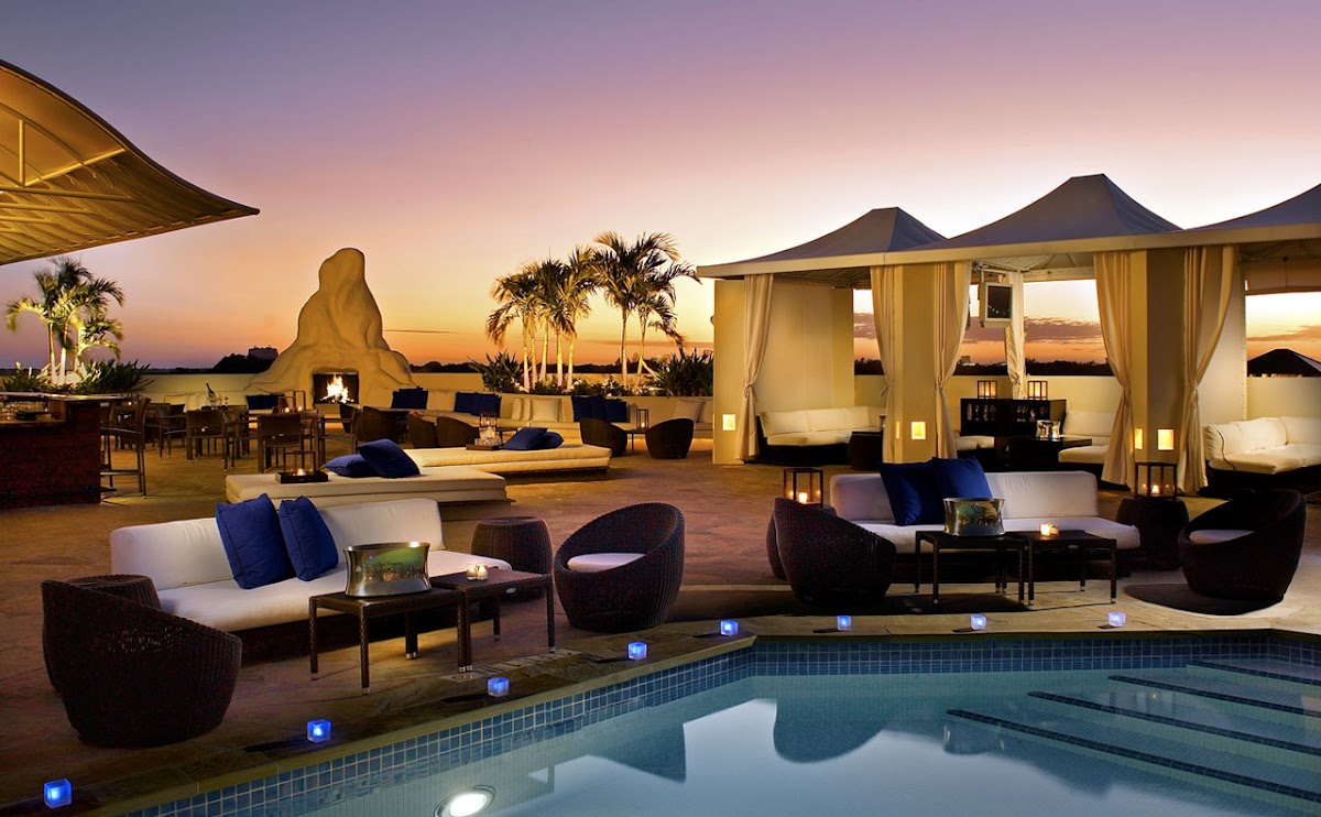Palace Court Hotel