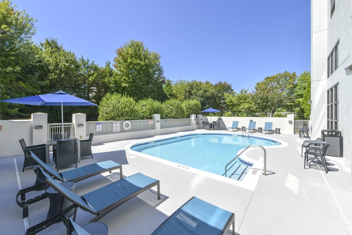 Hampton Inn & Suites Burlington photo 3