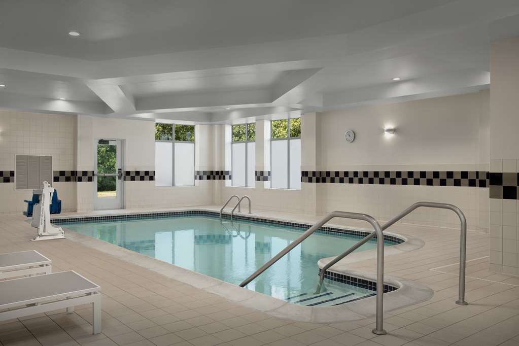 Hilton Garden Inn Philadelphia/Ft. Washington photo 3