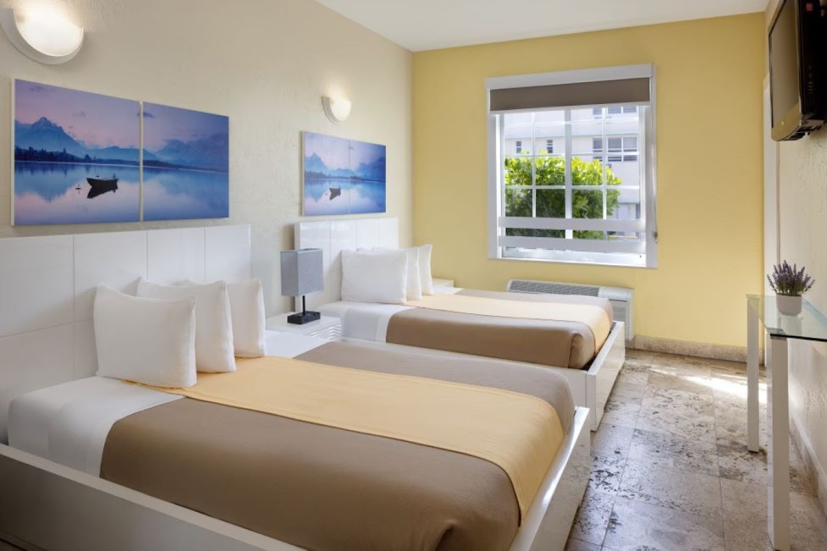 Ocean Five Hotel Miami Beach photo 2