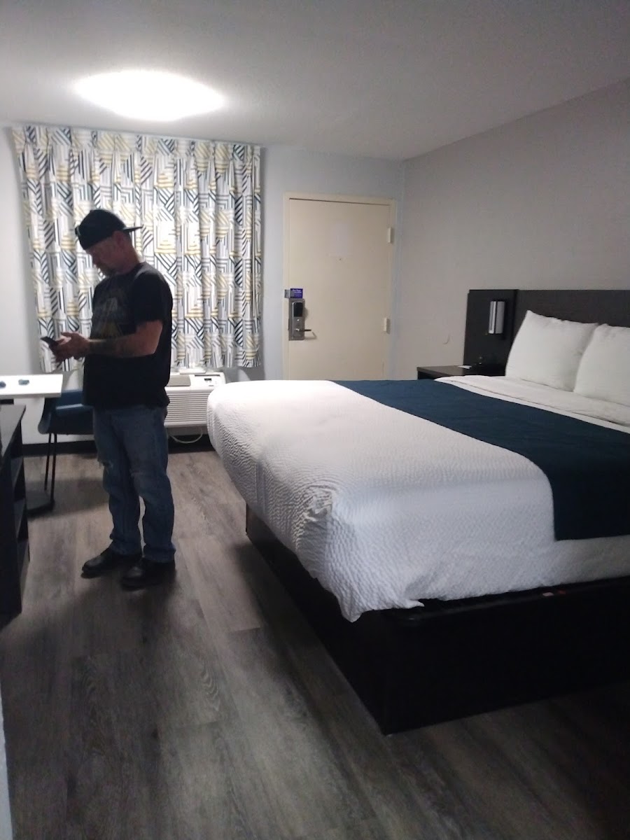 All American Coliseum Motel