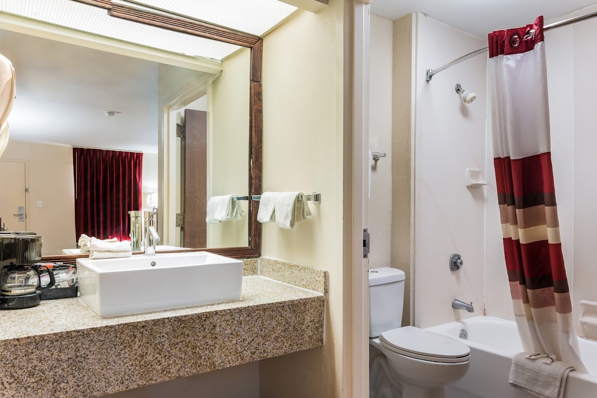 Red Roof Inn Texarkana photo 3