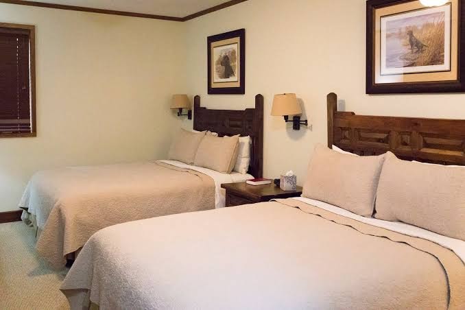 Deer Creek Lodge photo 2