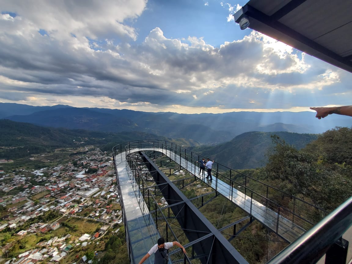 Mirador de Cristal de Ixtlan de Juárez