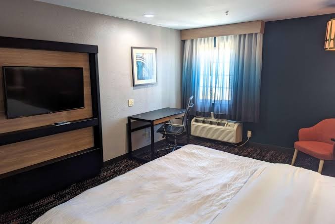 La Quinta Inn & Suites by Wyndham Woodway - Waco South photo 3