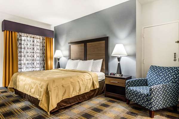 Quality Inn near Six Flags photo 2