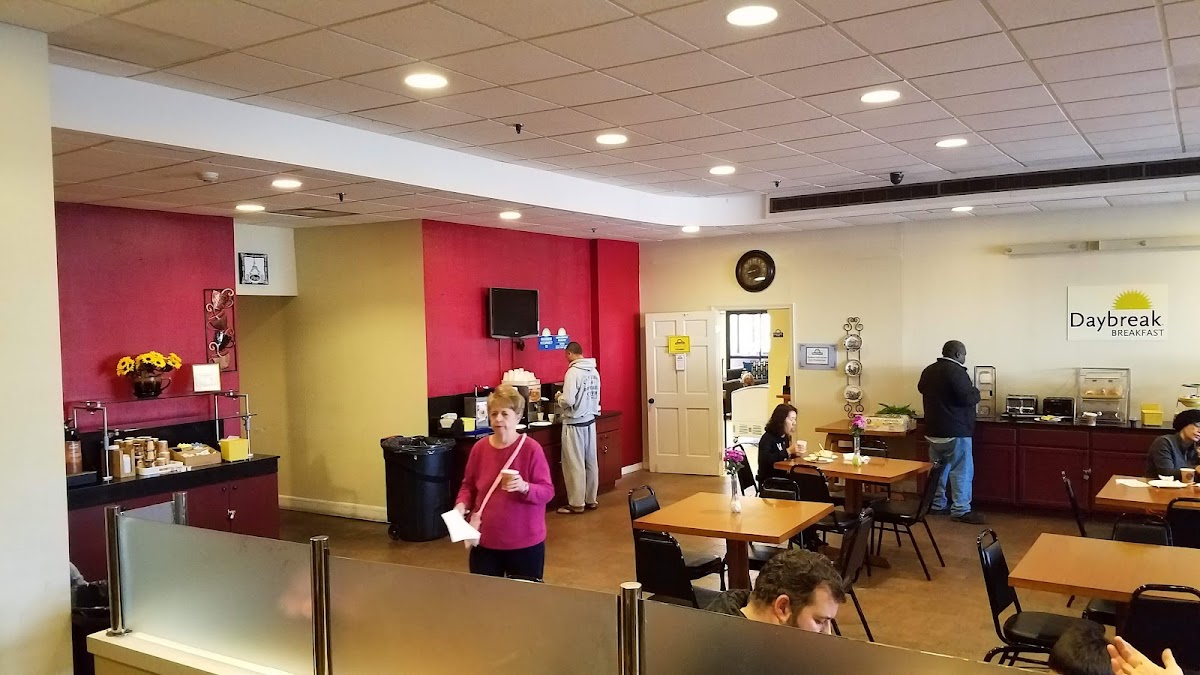 Days Hotel by Wyndham Allentown Airport / Lehigh Valley photo 2