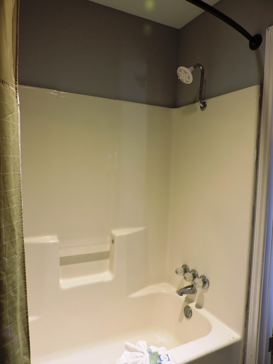 Riata Inn photo 3