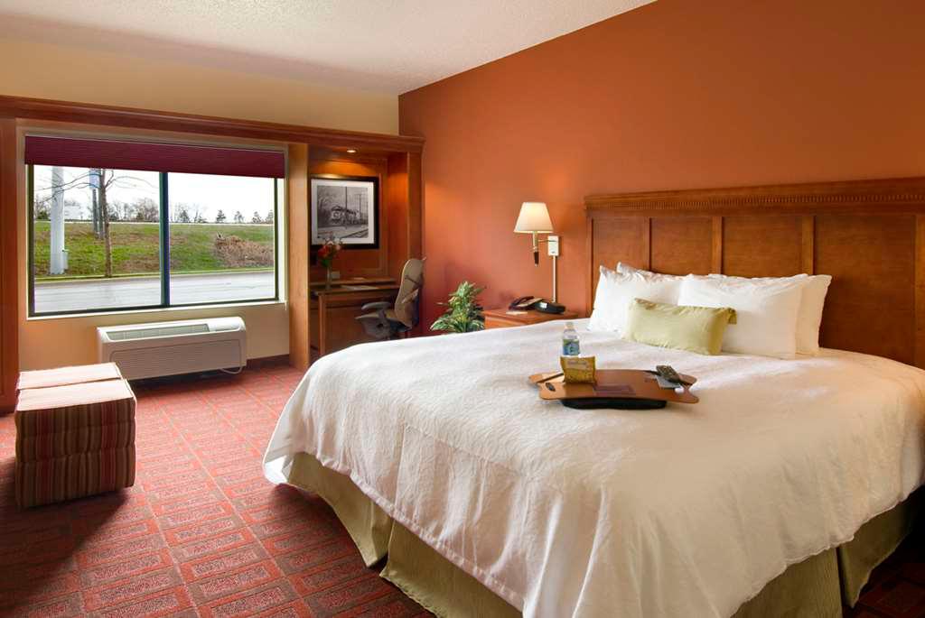 Hampton Inn Joliet - I-80 photo 2