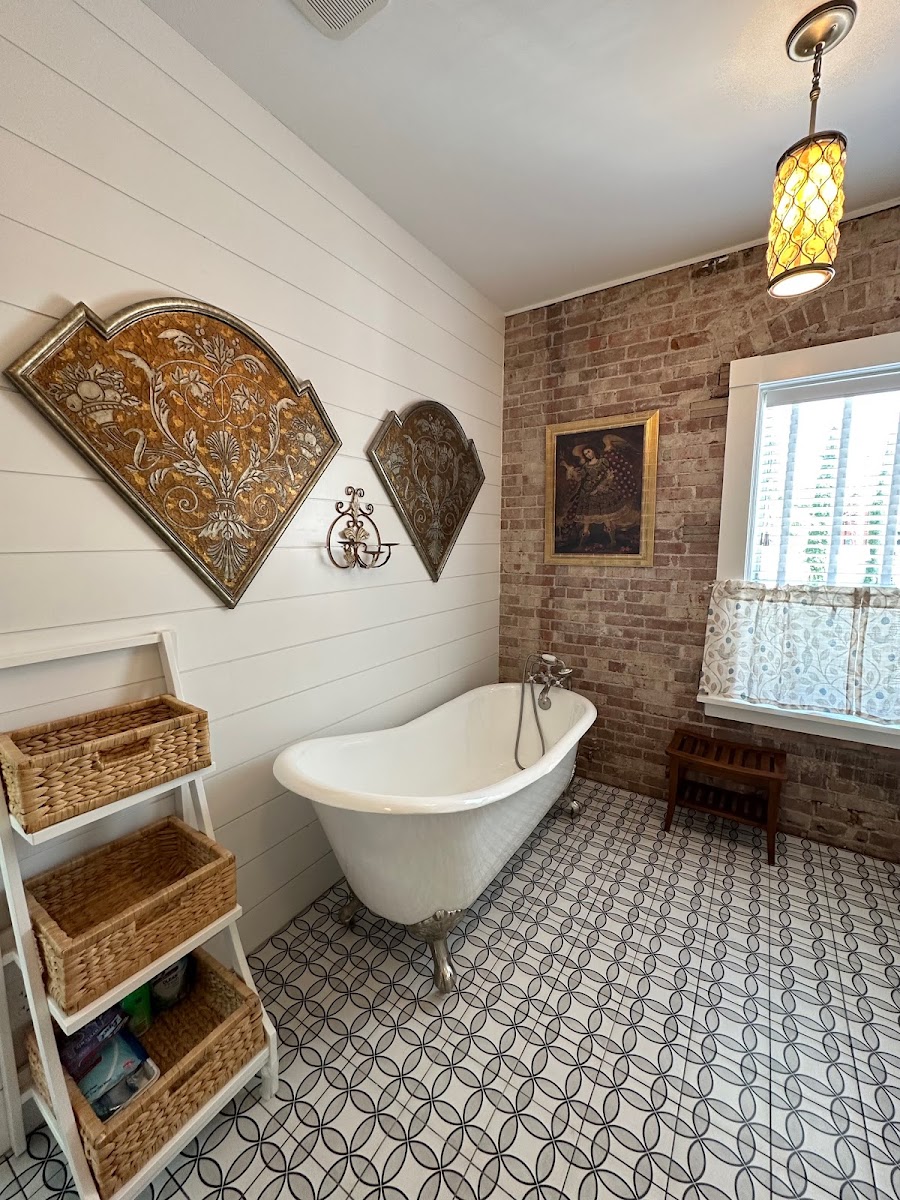 Bisbee Brownstone Suites photo 2