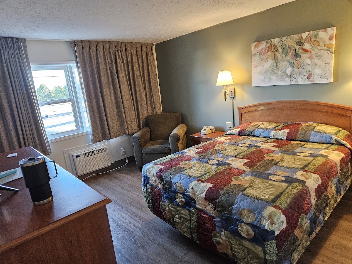 Winner's Circle Motel photo 2