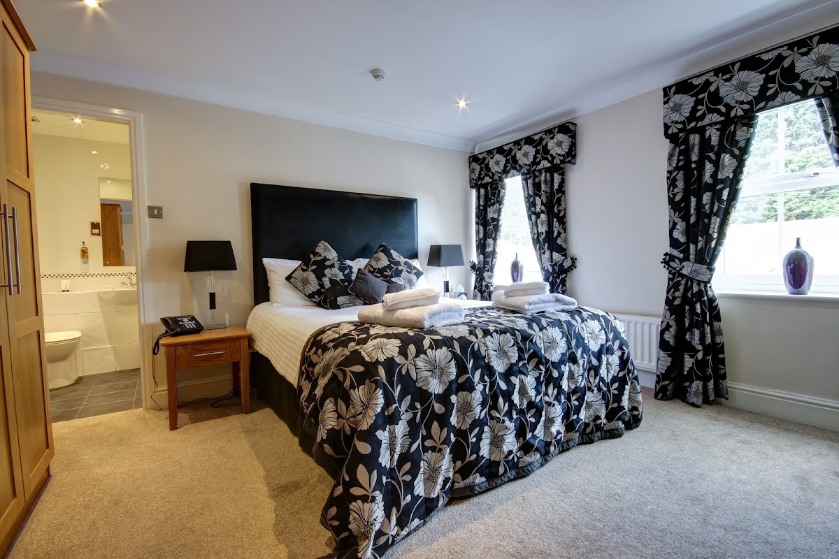 The Treebridge Hotel photo 2