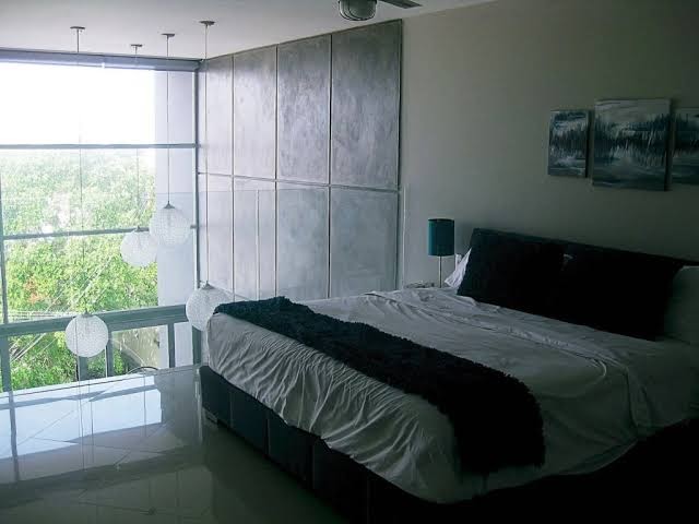 Room 8