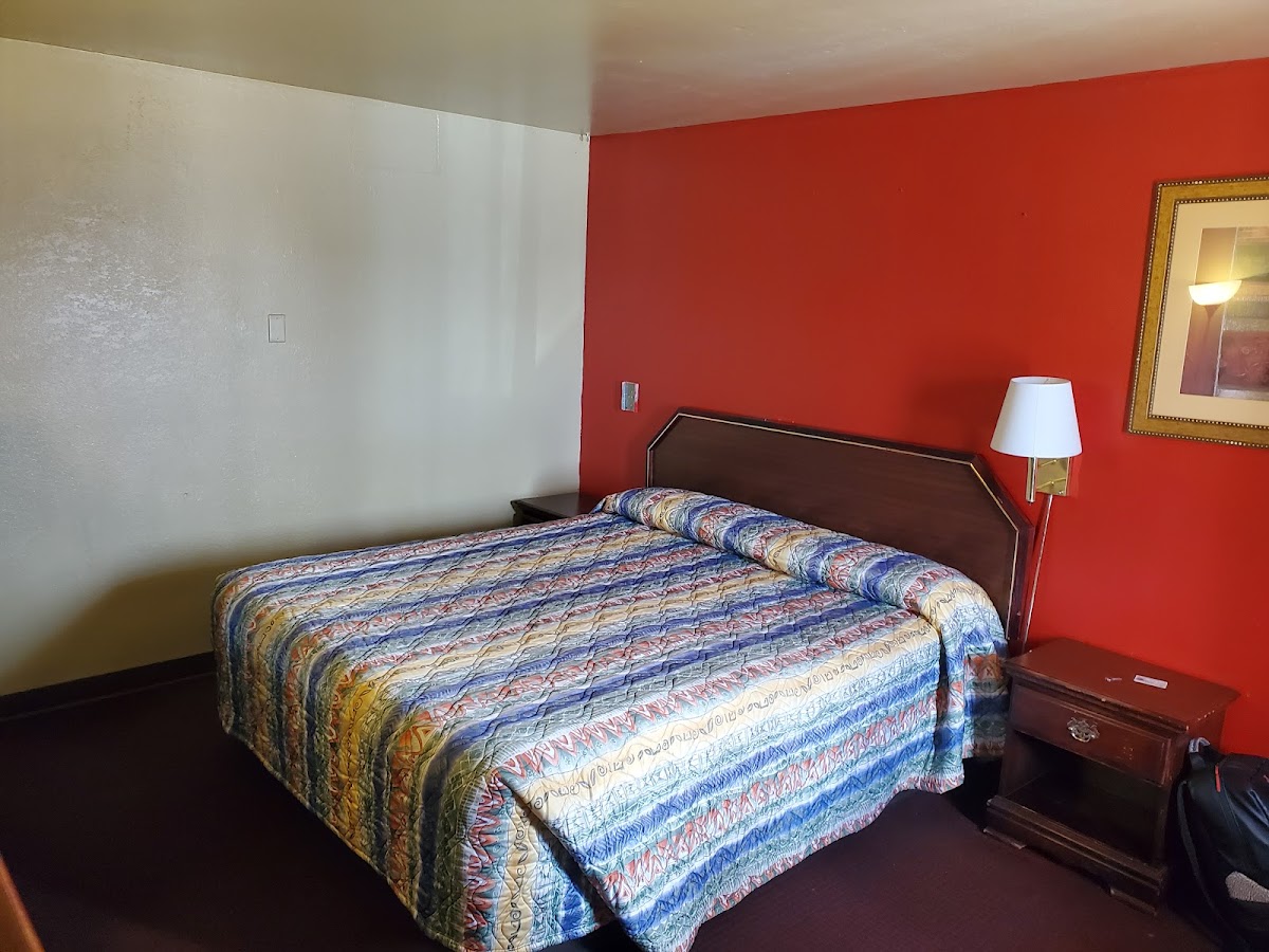 OYO Hotel Kings at Clovis photo 2